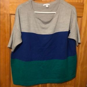 New York & Company Short sleeve sweater Size M
